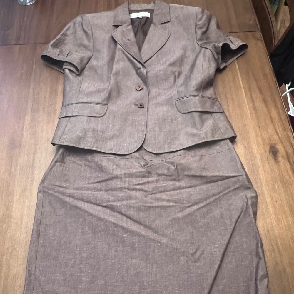 Two-piece set